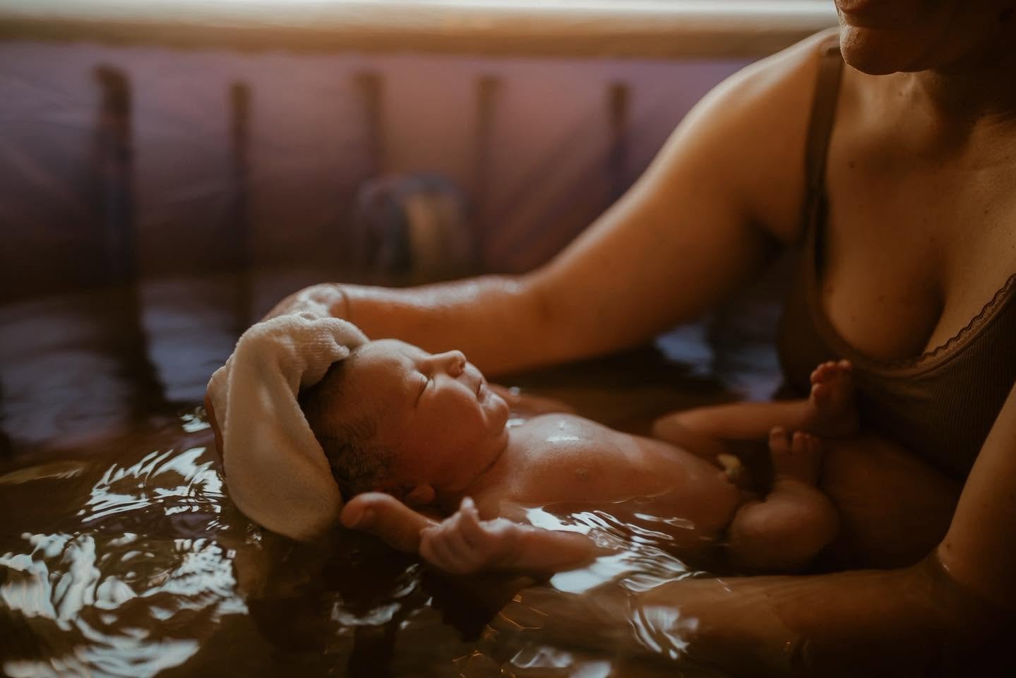 Postpartum herbal bath for mother and baby - Heartbeat Midwifery