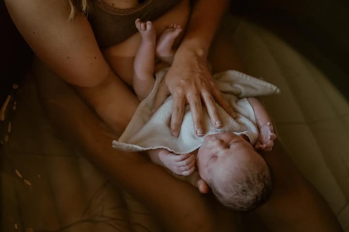 Postpartum herbal bath for mother and baby - Heartbeat Midwifery