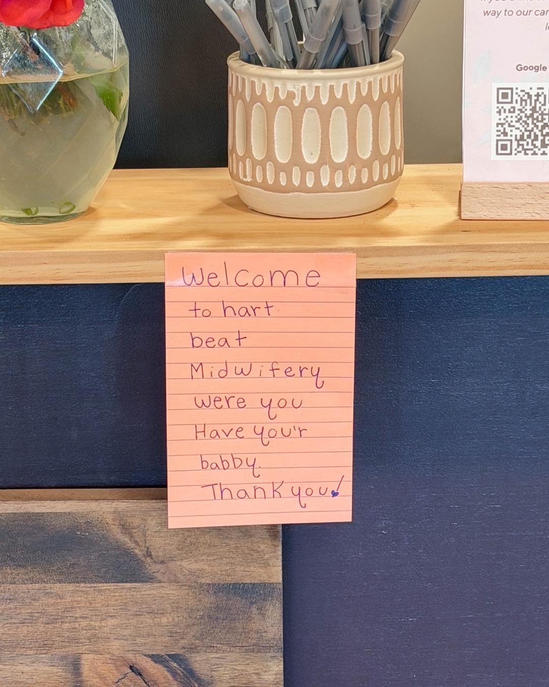 The twins decided to leave a friendly welcoming note on the front desk… Take your guesses...